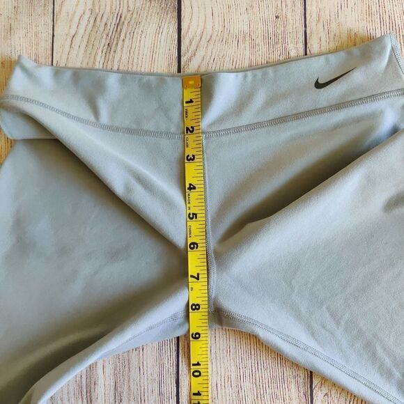 Girl's Nike Dri-Fit workout capri legging sz L - Picture 5 of 10